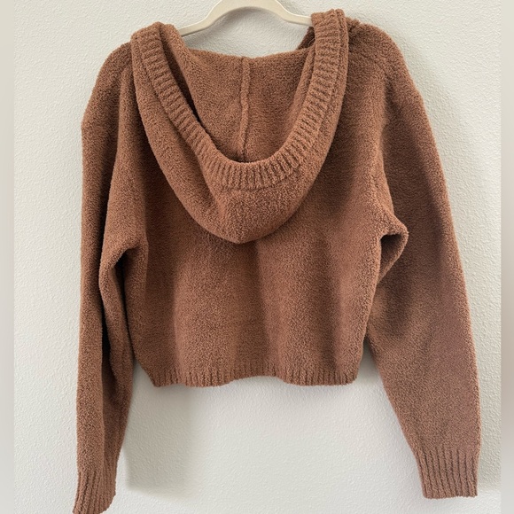 UGG Women's Tan V-Neck Sweater - Picture 7 of 7
